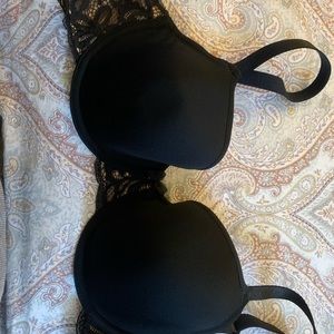 Wacoal lined cup bra